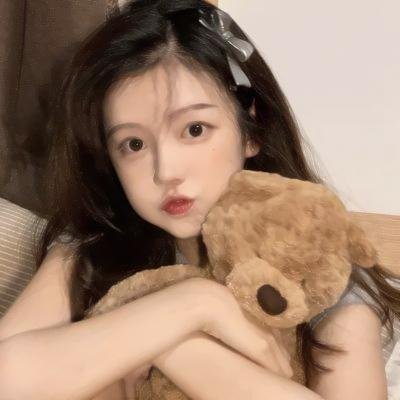 死对头的商业联姻有点甜